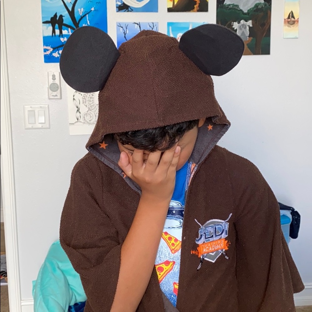 Kids Disney Jedi rope in perfect condition.